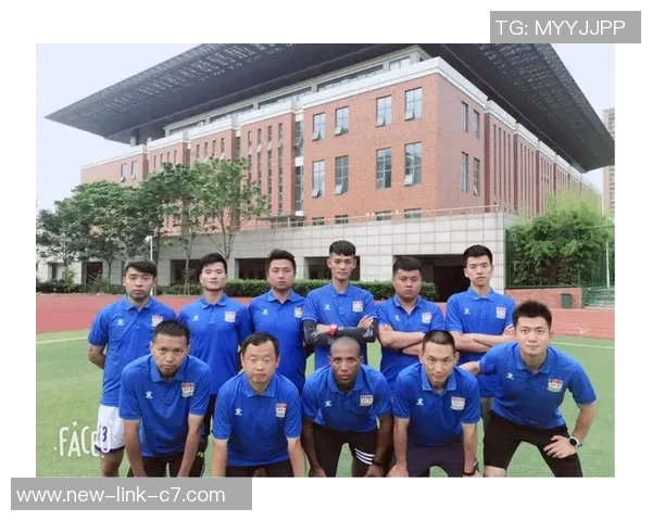 重庆地区足球教练招聘信息发布寻找热爱足球的你加入我们的团队